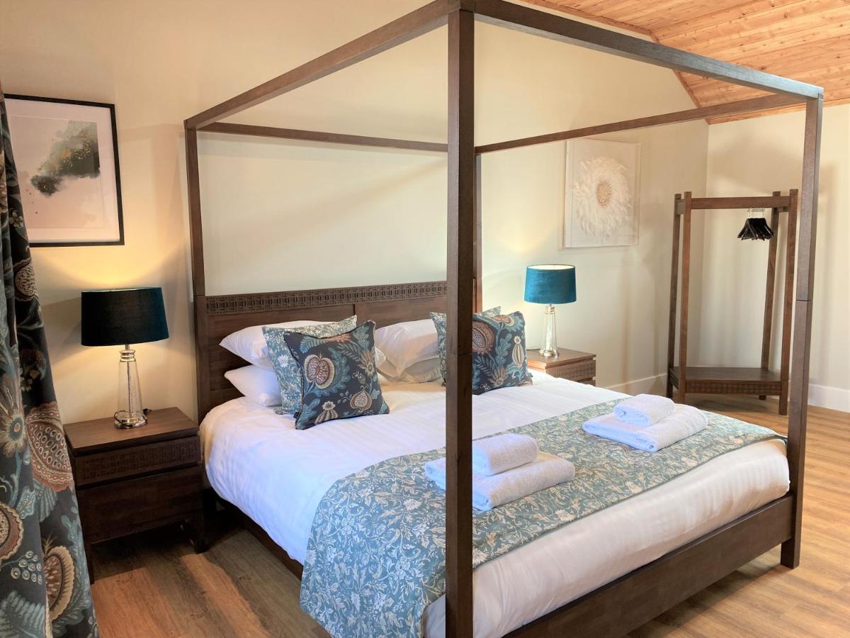 Pheasant Lodge With Hot Tub Forgandenny Екстериор снимка