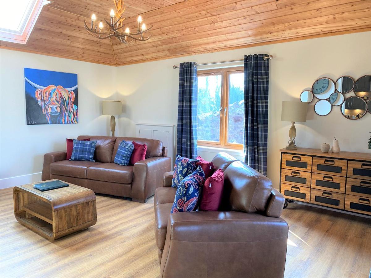 Pheasant Lodge With Hot Tub Forgandenny Екстериор снимка